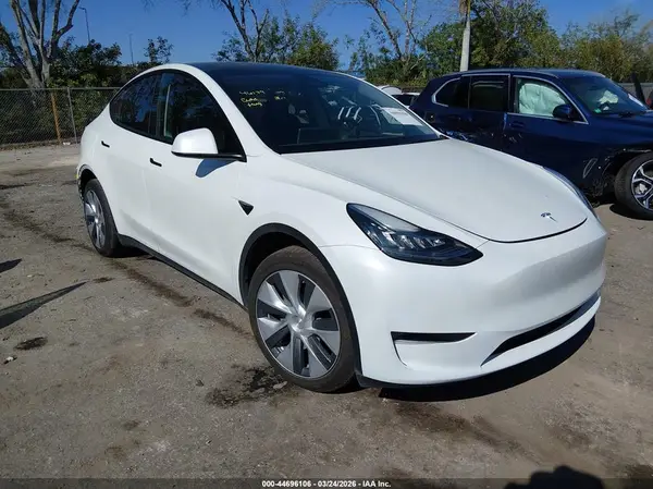 7SAYGDEE3PA040997 2023 TESLA MODEL Y - Image 1