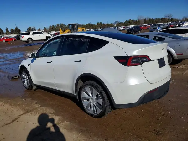 7SAYGDEE3PA041020 2023 TESLA MODEL Y - Image 2