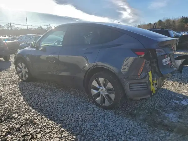 7SAYGDEE3PA041714 2023 TESLA MODEL Y - Image 2