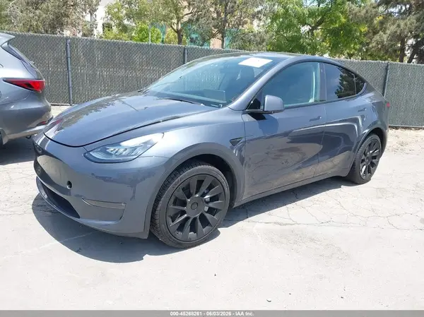 7SAYGDEE3PA057217 2023 TESLA MODEL Y - Image 2