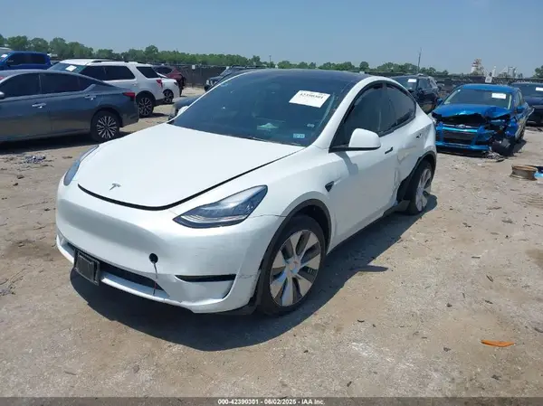 7SAYGDEE3PA067309 2023 TESLA MODEL Y - Image 2