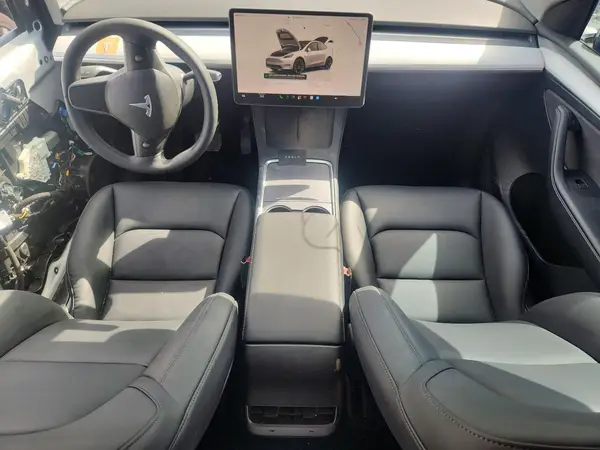 7SAYGDEE3PA070873 2023 TESLA MODEL Y - Image 8