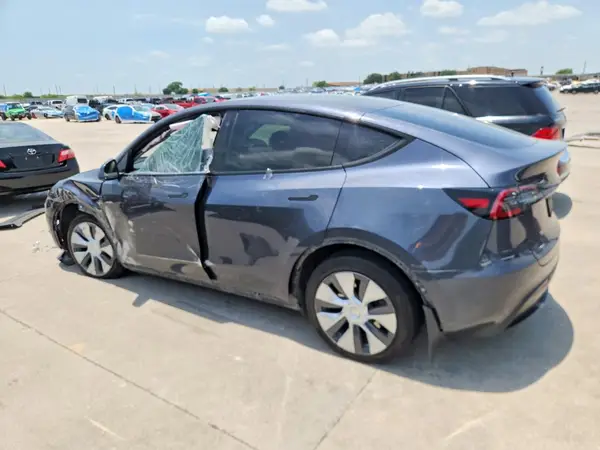 7SAYGDEE3PA075300 2023 TESLA MODEL Y - Image 2