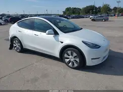 7SAYGDEE3PA080819 2023 TESLA MODEL Y