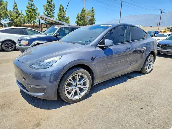 7SAYGDEE3PA089052 2023 TESLA MODEL Y - Image 1