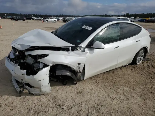 7SAYGDEE3PA089326 2023 TESLA MODEL Y - Image 1