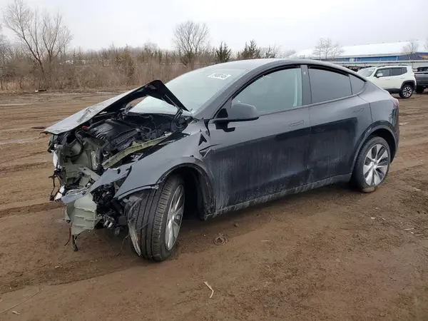 7SAYGDEE3PA090329 2023 TESLA MODEL Y - Image 1
