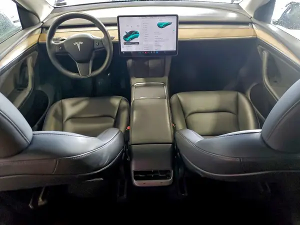 7SAYGDEE3PA093621 2023 TESLA MODEL Y - Image 8