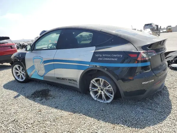7SAYGDEE3PA097314 2023 TESLA MODEL Y - Image 2
