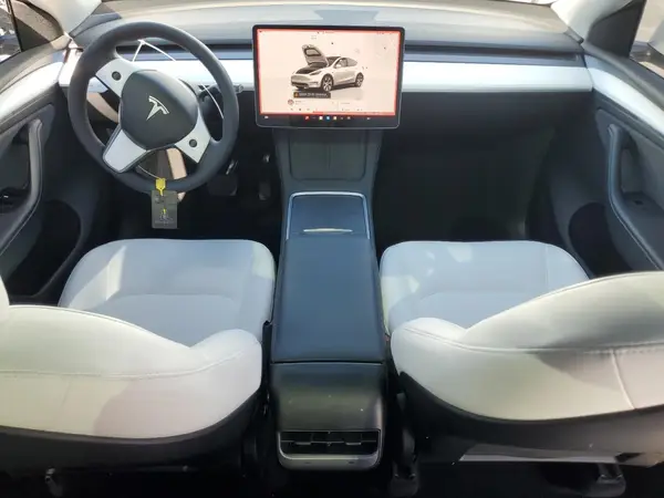 7SAYGDEE3PA100518 2023 TESLA MODEL Y - Image 8