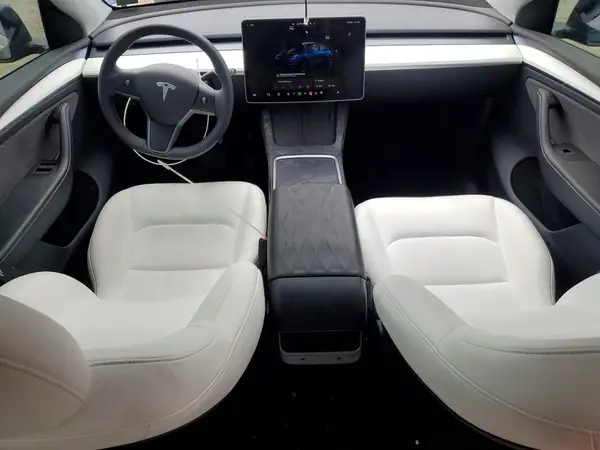 7SAYGDEE3PA103905 2023 TESLA MODEL Y - Image 8