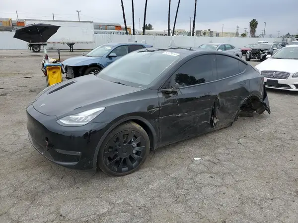 7SAYGDEE3PA107145 2023 TESLA MODEL Y - Image 1