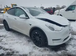 7SAYGDEE3PA110403 2023 TESLA MODEL Y