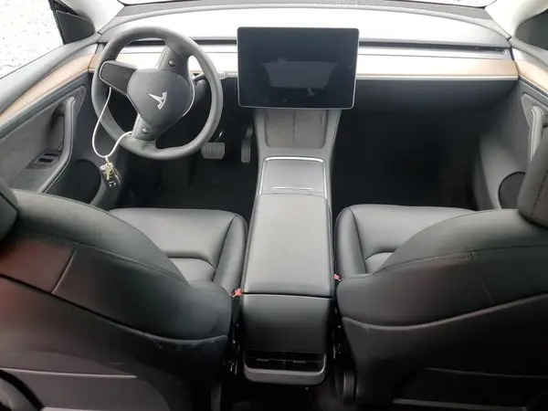 7SAYGDEE3PA112345 2023 TESLA MODEL Y - Image 8