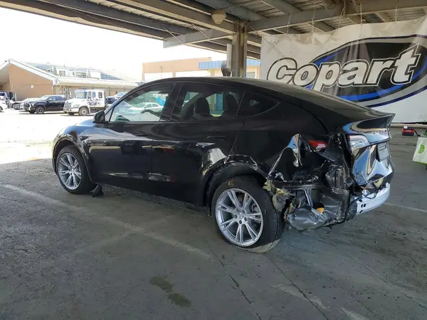 7SAYGDEE3PA114614 2023 TESLA MODEL Y - Image 2