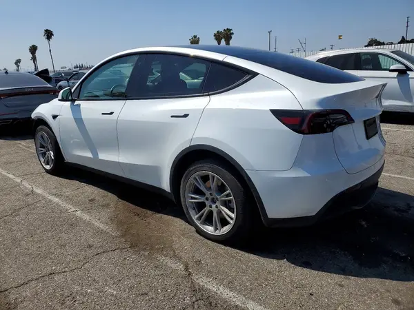 7SAYGDEE3PA123491 2023 TESLA MODEL Y - Image 2
