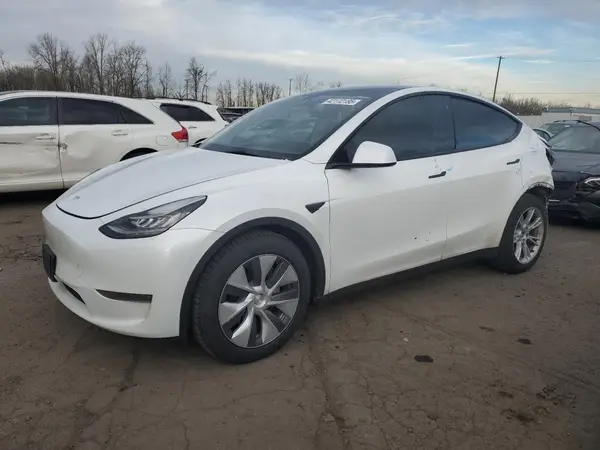 7SAYGDEE3PA130988 2023 TESLA MODEL Y - Image 1