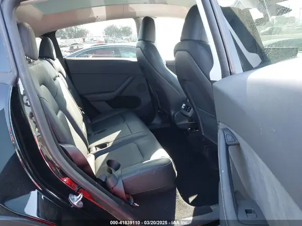 7SAYGDEE3PA131056 2023 TESLA MODEL Y - Image 8