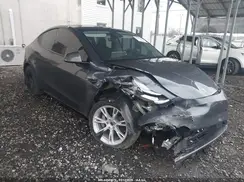 7SAYGDEE3PA140727 2023 TESLA MODEL Y