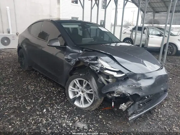 7SAYGDEE3PA140727 2023 TESLA MODEL Y - Image 1