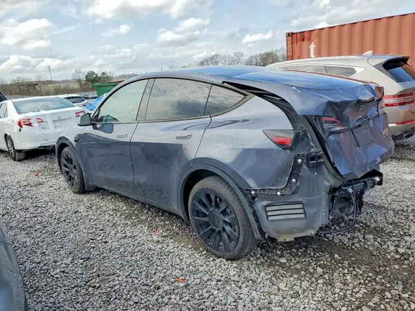 7SAYGDEE3PA146334 2023 TESLA MODEL Y - Image 2