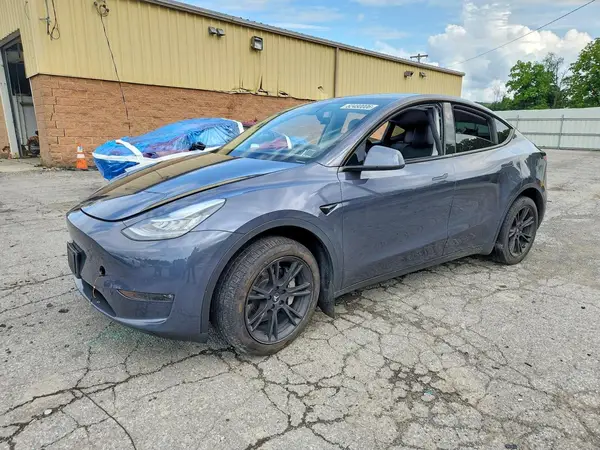 7SAYGDEE3PA149556 2023 TESLA MODEL Y - Image 1
