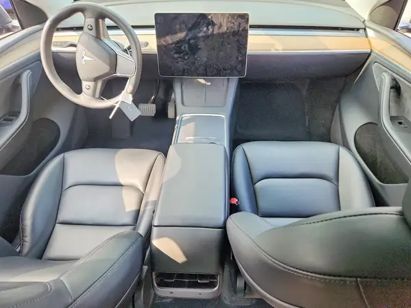 7SAYGDEE3PA149556 2023 TESLA MODEL Y - Image 8