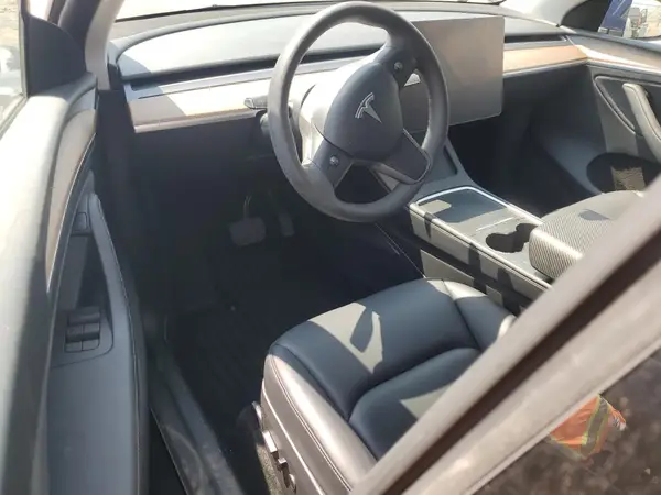 7SAYGDEE3PA152537 2023 TESLA MODEL Y - Image 8