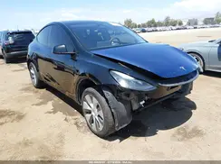 7SAYGDEE3PA152568 2023 TESLA MODEL Y