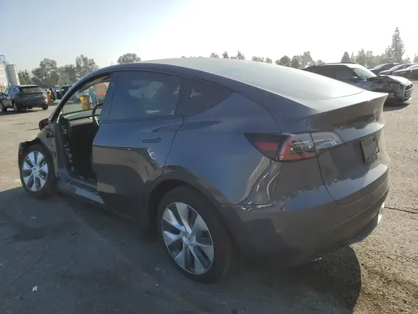 7SAYGDEE3PA154045 2023 TESLA MODEL Y - Image 2