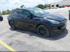 7SAYGDEE3PA157883 2023 TESLA MODEL Y