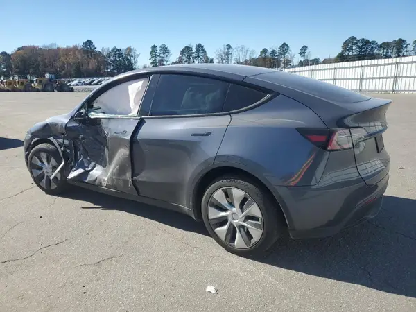 7SAYGDEE3PA158497 2023 TESLA MODEL Y - Image 2