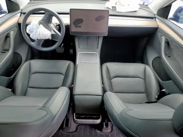 7SAYGDEE3PA167684 2023 TESLA MODEL Y - Image 8