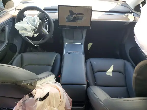 7SAYGDEE3PA177390 2023 TESLA MODEL Y - Image 8