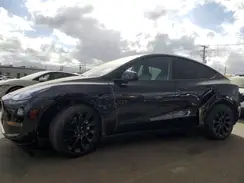 7SAYGDEE3PA178068 2023 TESLA MODEL Y