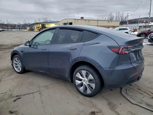 7SAYGDEE3PA178507 2023 TESLA MODEL Y - Image 2