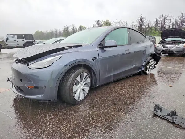 7SAYGDEE3PA178734 2023 TESLA MODEL Y - Image 1