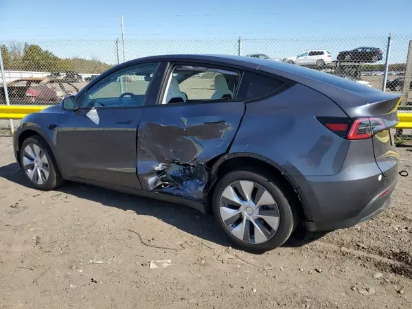 7SAYGDEE3PA179429 2023 TESLA MODEL Y - Image 2