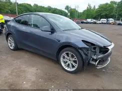 7SAYGDEE3PA179835 2023 TESLA MODEL Y