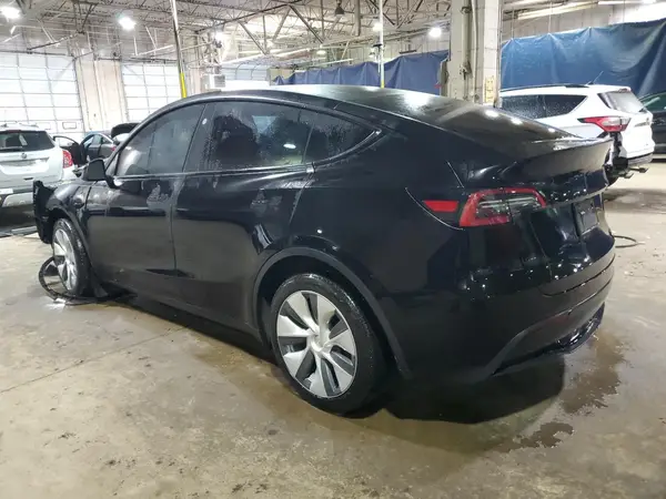 7SAYGDEE3PA181875 2023 TESLA MODEL Y - Image 2