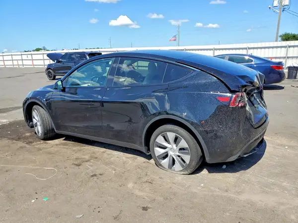 7SAYGDEE3PA183545 2023 TESLA MODEL Y - Image 2