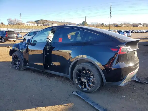 7SAYGDEE3PA184632 2023 TESLA MODEL Y - Image 2