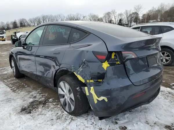 7SAYGDEE3PA191192 2023 TESLA MODEL Y - Image 2