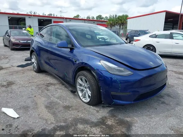 7SAYGDEE3PA193251 2023 TESLA MODEL Y - Image 1