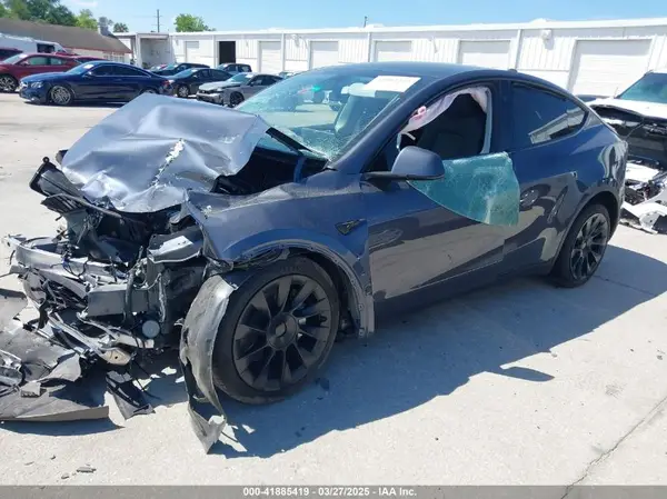 7SAYGDEE3PA193458 2023 TESLA MODEL Y - Image 2