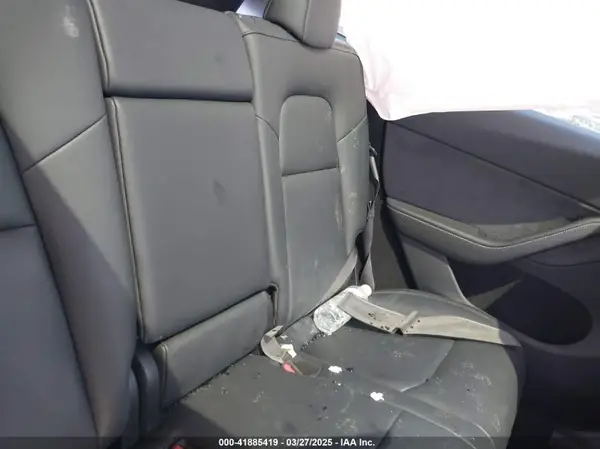 7SAYGDEE3PA193458 2023 TESLA MODEL Y - Image 8