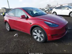 7SAYGDEE3PA195078 2023 TESLA MODEL Y