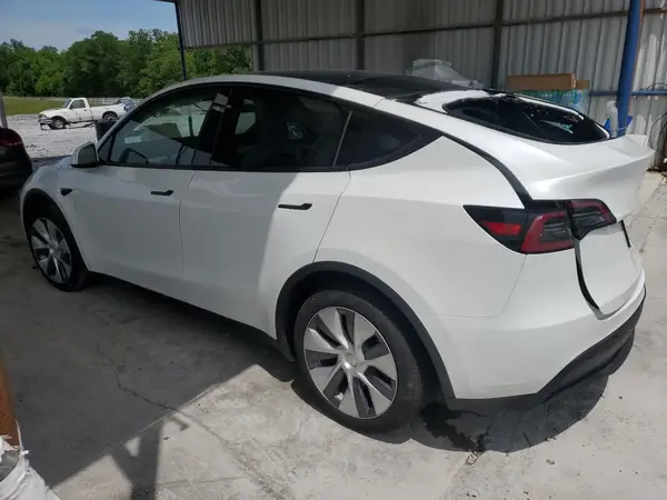 7SAYGDEE3PA197896 2023 TESLA MODEL Y - Image 2