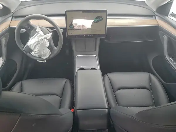 7SAYGDEE3PA199387 2023 TESLA MODEL Y - Image 8