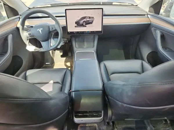 7SAYGDEE3PA200229 2023 TESLA MODEL Y - Image 8